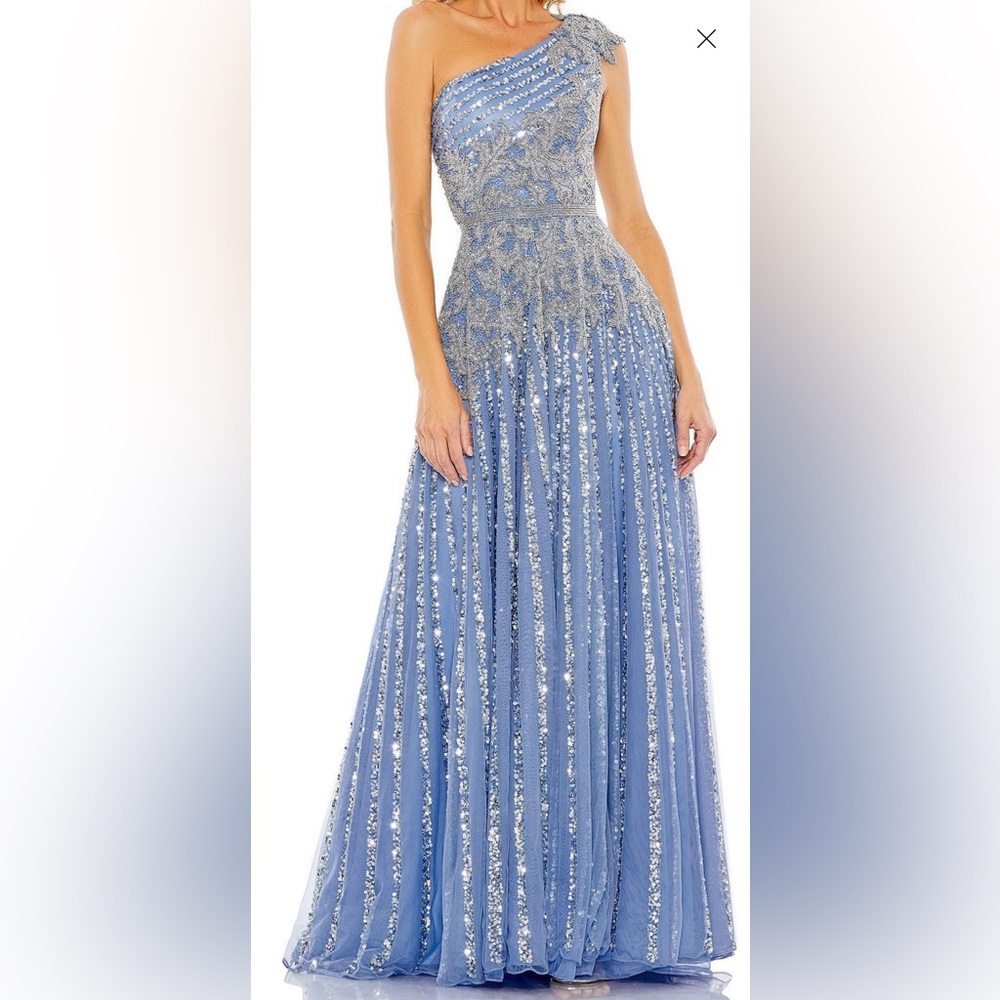 NWOT!! 💎💎Mac Duggal Beaded and Sequin Blue One-Shoulder Gown Prom, formal,